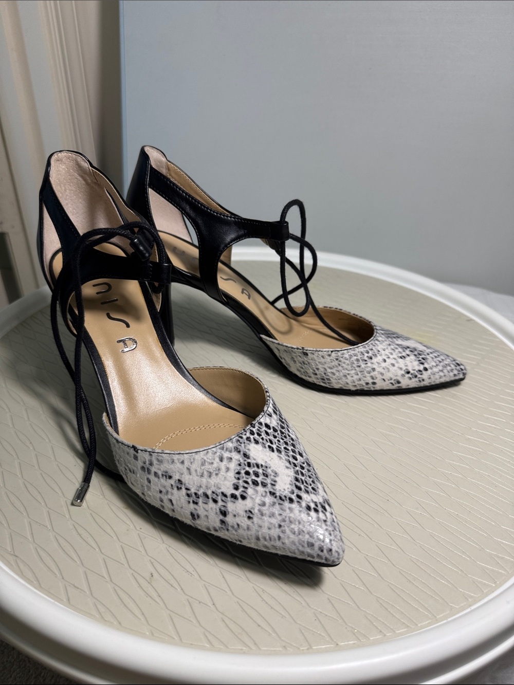 Unisa Black and White Snakeskin Pointed-Toe Heels